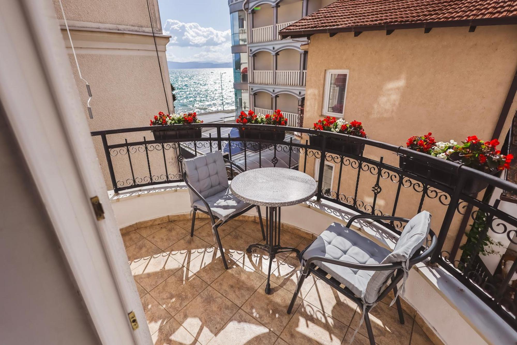 Ammotti Hotel Охрид Екстер'єр фото